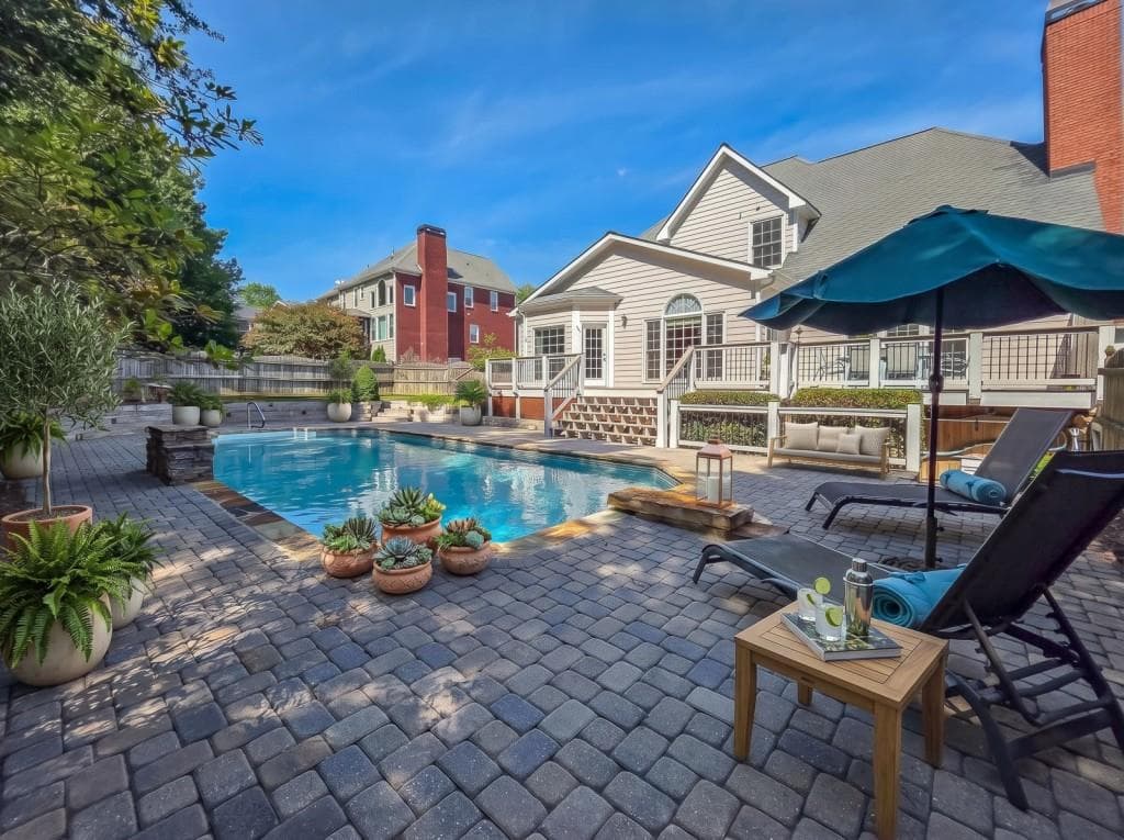 5 bedroom, 4 bathroom, 4,225 sq ft single family residence for sale at 2671 Corinault Way, Acworth, GA 30101 — photo 2