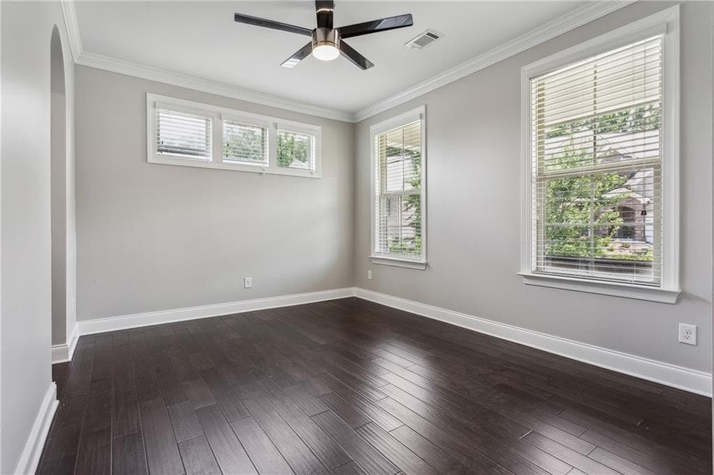 4 bedroom, 5 bathroom, 3,347 sq ft single family residence for rent at 2040 Secretariat Gait Way, Suwanee, GA 30024 for $4,250 a month — photo 4
