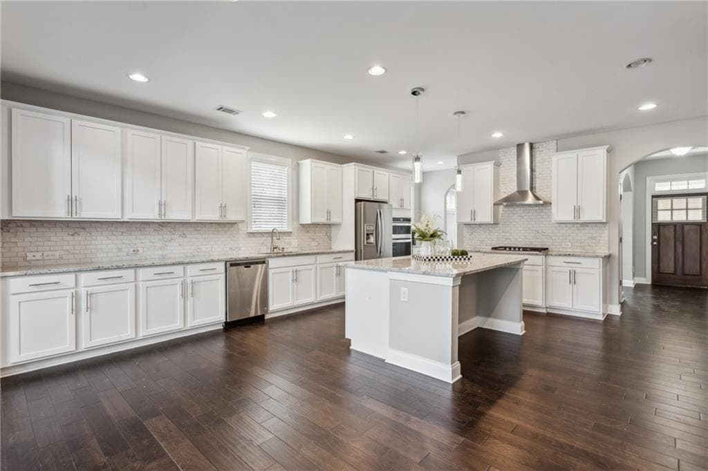 4 bedroom, 5 bathroom, 3,347 sq ft single family residence for rent at 2040 Secretariat Gait Way, Suwanee, GA 30024 for $4,250 a month — photo 8