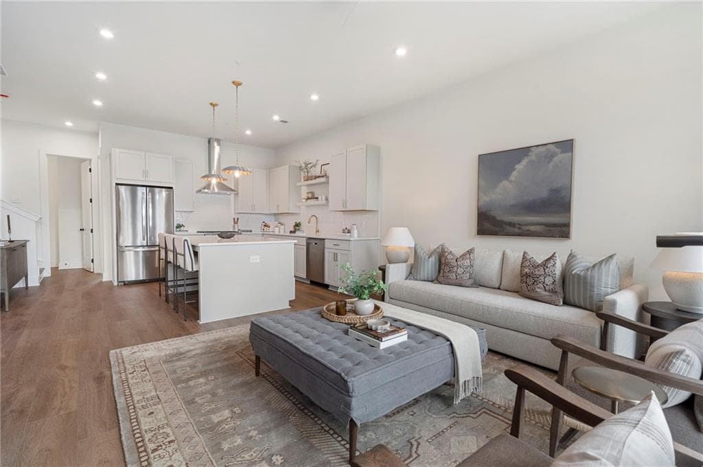 2 bedroom, 2 bathroom, 1,371 sq ft condominium for sale at 919 Hughley Circle SE 72, Atlanta, GA 30316 — photo 6