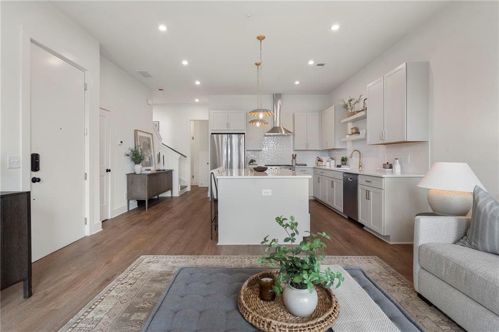2 bedroom, 2 bathroom, 1,371 sq ft condominium for sale at 919 Hughley Circle SE 72, Atlanta, GA 30316 — photo 8