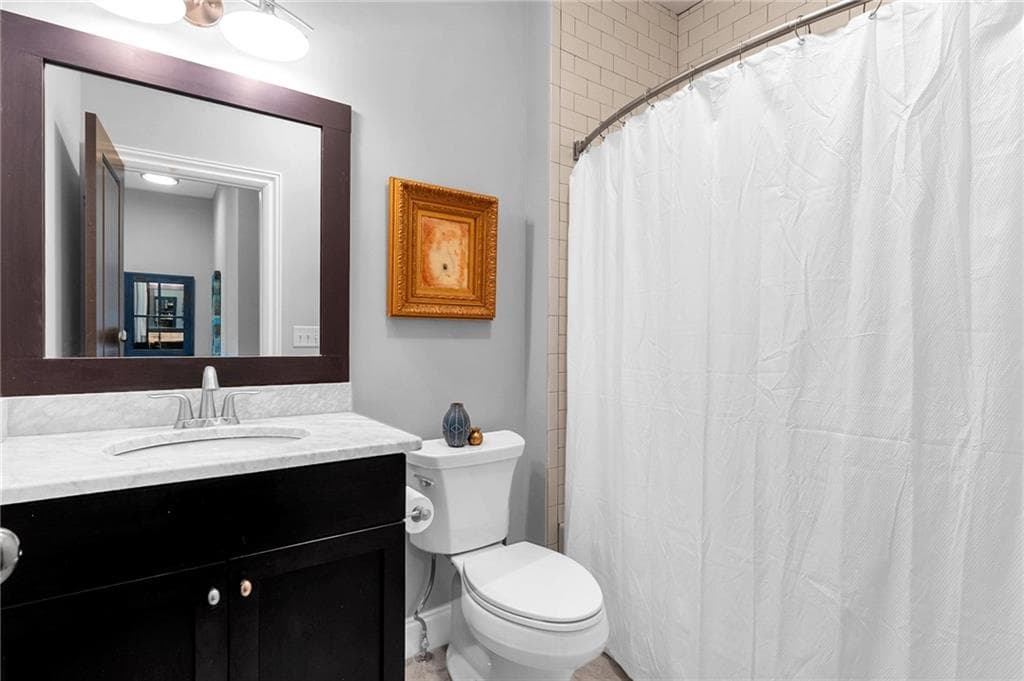 4 bedroom, 4 bathroom, 2,650 sq ft single family residence under contract at 388 Bill Kennedy Way, Atlanta, GA 30316 — photo 4