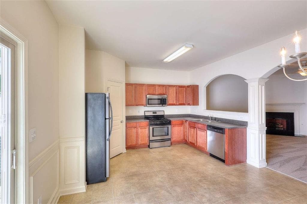 3 bedroom, 3 bathroom, 1,616 sq ft townhouse for rent at 2658 Avanti Way, Decatur, GA 30035 for $1,800 a month — photo 3