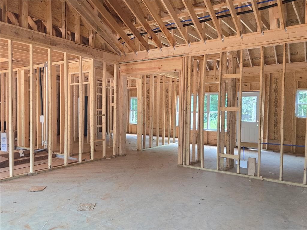 3 bedroom, 2 bathroom, 1,508 sq ft single family residence for sale at 178 Preserve Trail, Lavonia, GA 30553 — photo 2