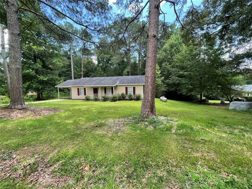 3 bedroom, 2 bathroom, 1,164 sq ft single family residence under contract at 200 Glover Circle, Newnan, GA 30263 — photo 7