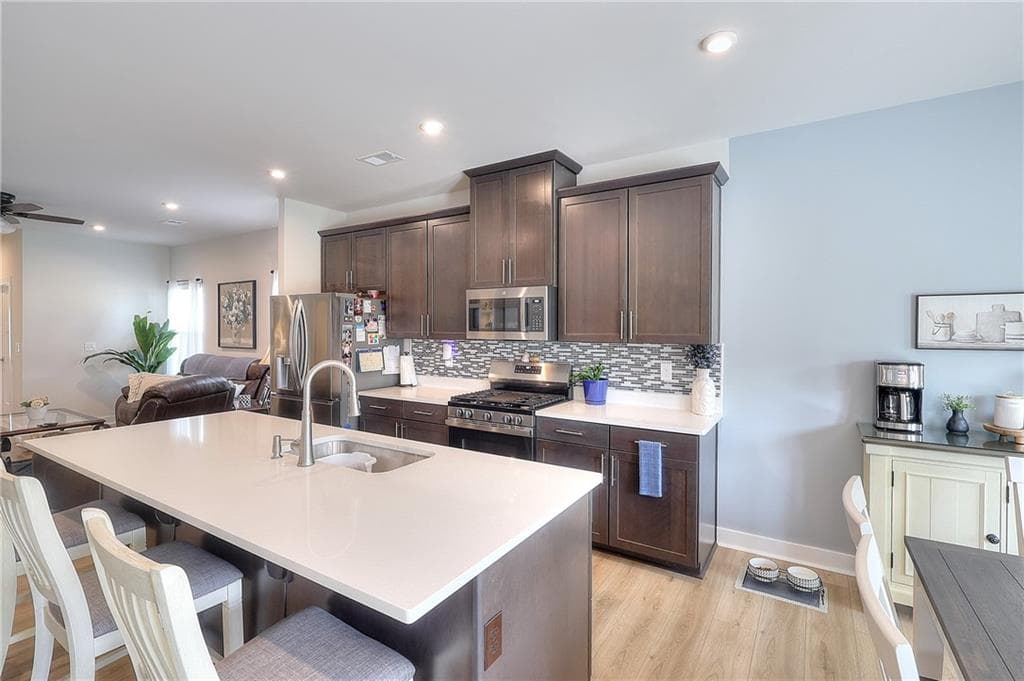 3 bedroom, 2 bathroom, 1,420 sq ft single family residence for sale at 313 Moosehead Trail, Hoschton, GA 30548 — photo 7