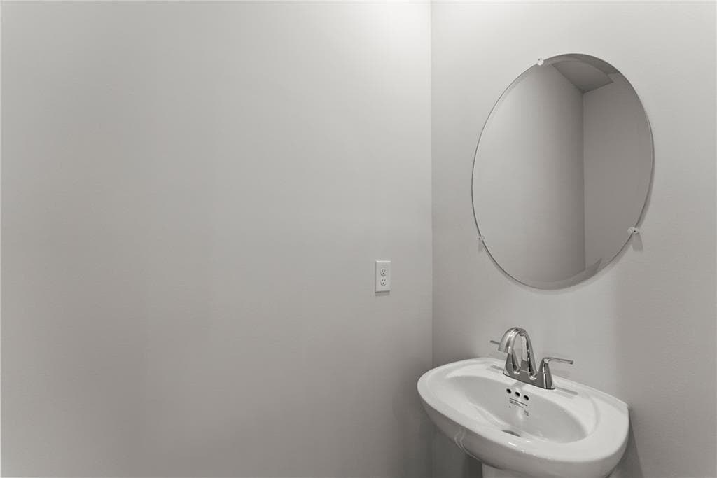3 bedroom, 3 bathroom, 1,936 sq ft townhouse for rent at 1922 Westwind, Lawrenceville, GA 30043 for $2,300 a month — photo 10