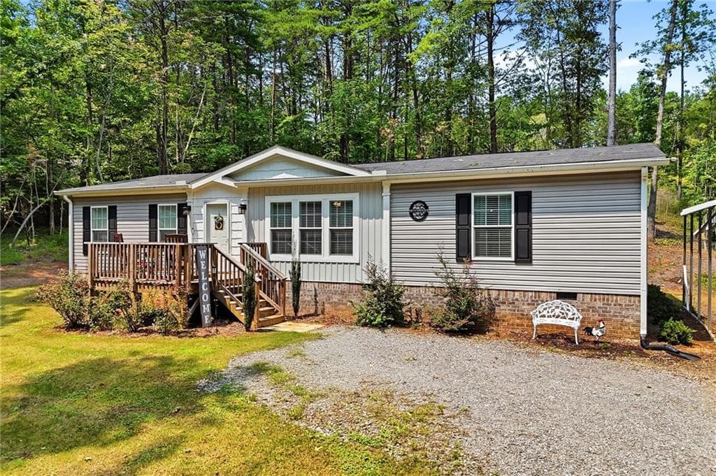 3 bedroom, 2 bathroom, 1,568 sq ft single family residence for sale at 82 Gregory Drive, Jasper, GA 30143