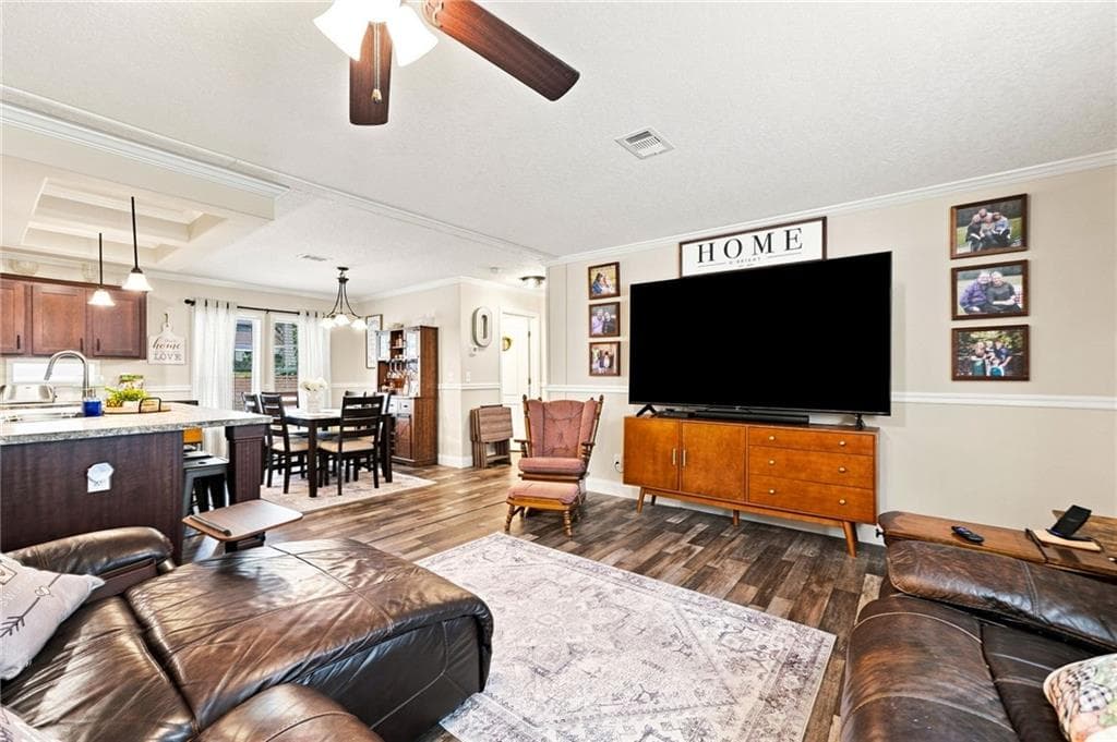 3 bedroom, 2 bathroom, 1,568 sq ft single family residence for sale at 82 Gregory Drive, Jasper, GA 30143 — photo 7
