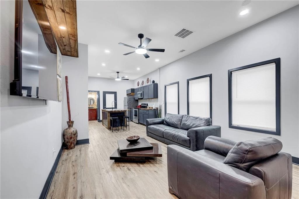 3 bedroom, 3 bathroom, 1,448 sq ft single family residence for rent at 494 Rockwell Street, Atlanta, GA 30310 for $2,100 a month — photo 6