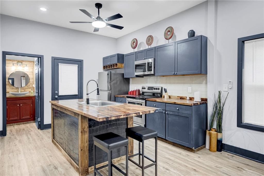 3 bedroom, 3 bathroom, 1,448 sq ft single family residence for rent at 494 Rockwell Street, Atlanta, GA 30310 for $2,100 a month — photo 8