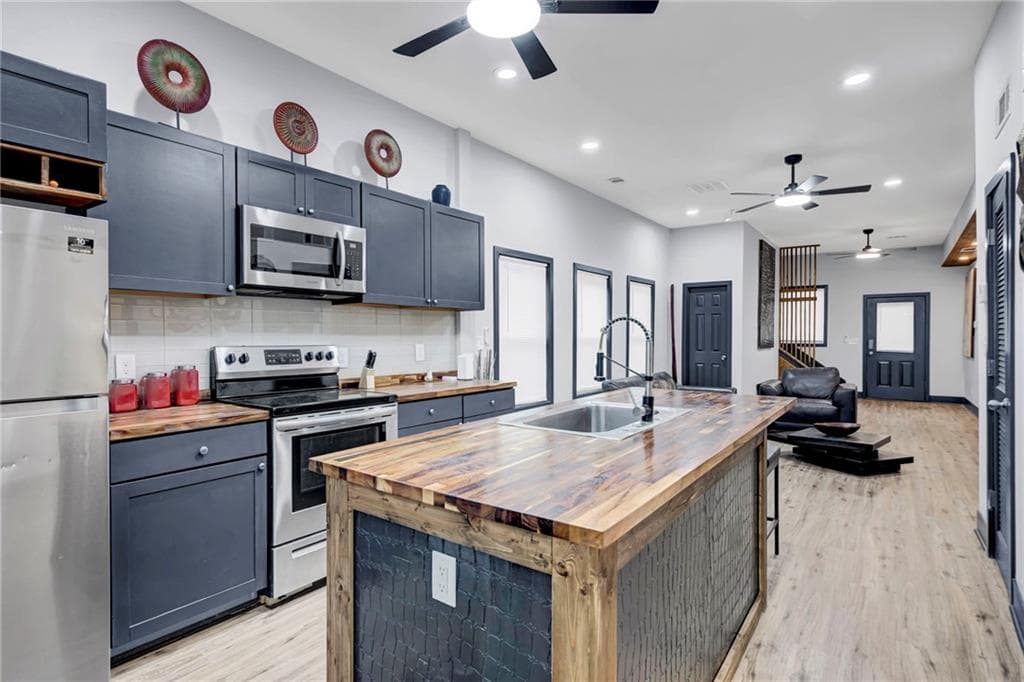 3 bedroom, 3 bathroom, 1,448 sq ft single family residence for rent at 494 Rockwell Street, Atlanta, GA 30310 for $2,100 a month — photo 9