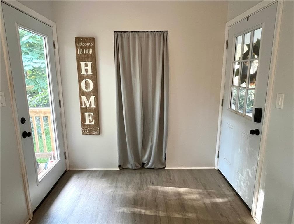 3 bedroom, 1 bathroom, 1,088 sq ft single family residence for rent at 2560 Walton Way, Marietta, GA 30060 for $2,000 a month — photo 2