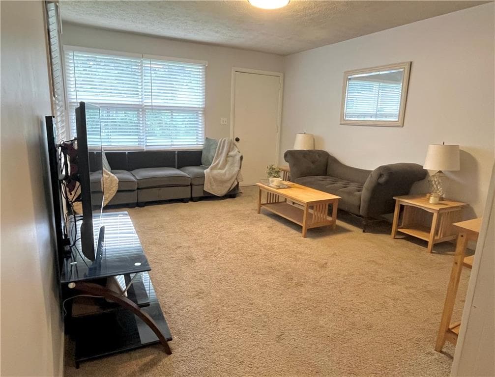 3 bedroom, 1 bathroom, 1,088 sq ft single family residence for rent at 2560 Walton Way, Marietta, GA 30060 for $2,000 a month — photo 5
