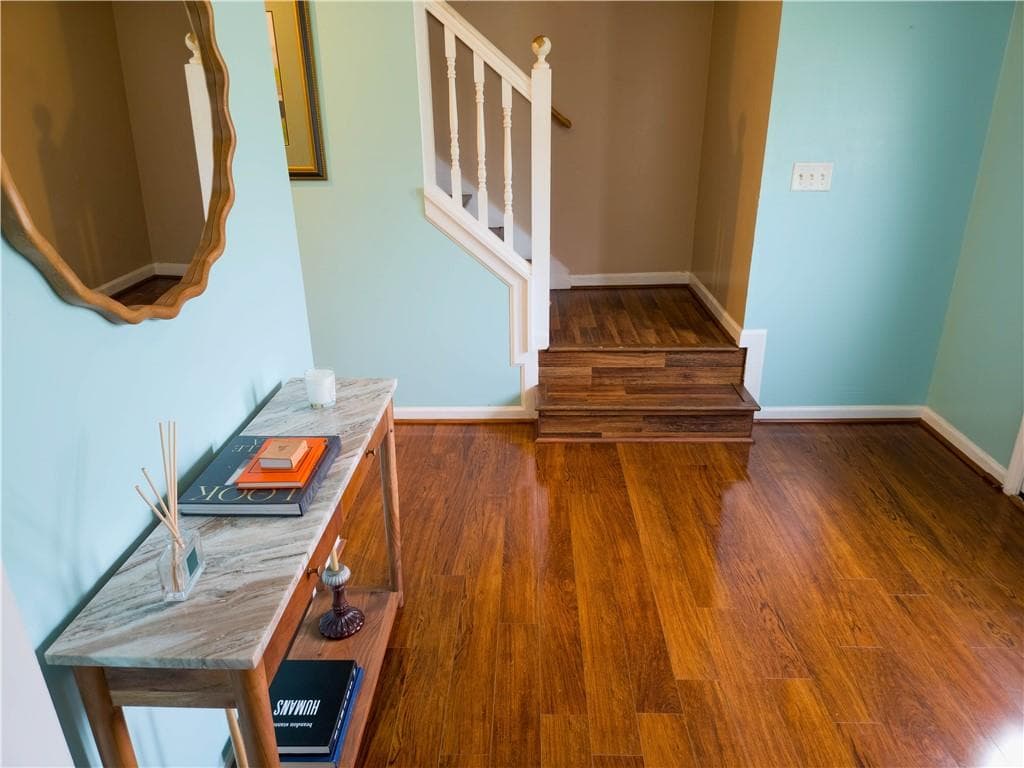 4 bedroom, 3 bathroom, 2,544 sq ft single family residence for sale at 6807 Hill Creek Cove, Lithonia, GA 30058 — photo 3