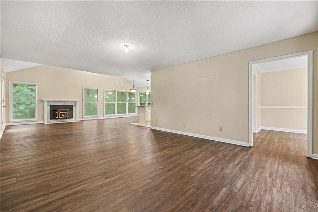 4 bedroom, 3 bathroom, 3,349 sq ft single family residence for sale at 6160 Picketts Ridge, Acworth, GA 30101 — photo 4