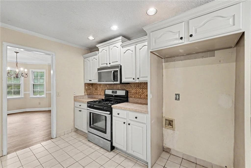 4 bedroom, 3 bathroom, 3,349 sq ft single family residence for sale at 6160 Picketts Ridge, Acworth, GA 30101 — photo 10