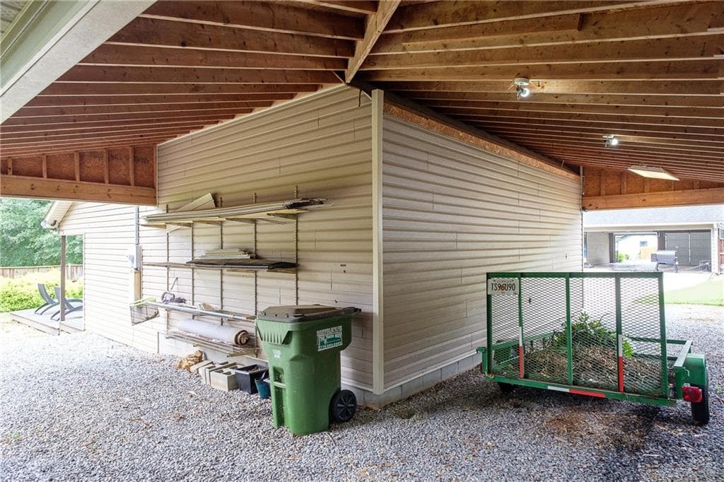 3 bedroom, 2 bathroom, 1,400 sq ft single family residence under contract at 105 Morgan Street, Rockmart, GA 30153 — photo 8