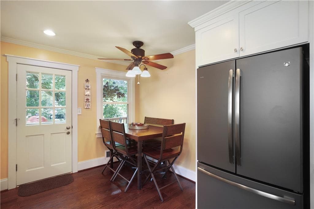 3 bedroom, 2 bathroom, 1,808 sq ft single family residence under contract at 435 Tyson Circle, Roswell, GA 30076 — photo 10