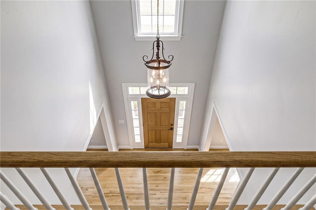 5 bedroom, 6 bathroom, 4,270 sq ft single family residence for sale at 1103 Promontory Drive, Marietta, GA 30062 — photo 8