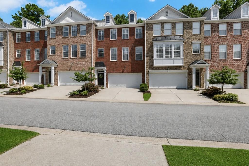 3749 Chattahoochee Summit Drive