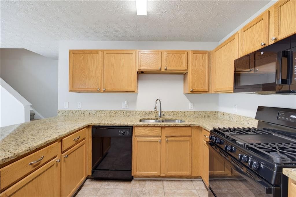 3 bedroom, 2 bathroom, 1,399 sq ft single family residence under contract at 247 Silver Ridge Drive, Dallas, GA 30157 — photo 8