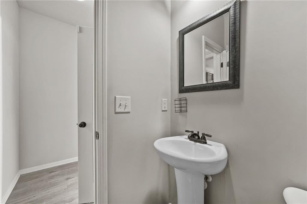 3 bedroom, 3 bathroom, 1,988 sq ft townhouse for sale at 244 Cross Street, Lawrenceville, GA 30046 — photo 6