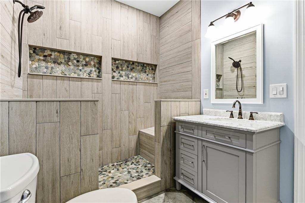 5 bedroom, 5 bathroom, 3,823 sq ft single family residence for sale at 5211 Forest View Trail, Mableton, GA 30126 — photo 8