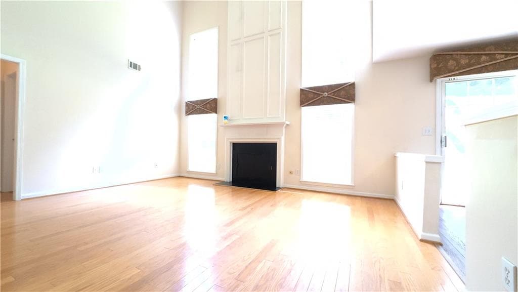 3 bedroom, 3 bathroom, 1,952 sq ft single family residence for rent at 135 Friars Head Drive, Suwanee, GA 30024 for $2,600 a month — photo 9
