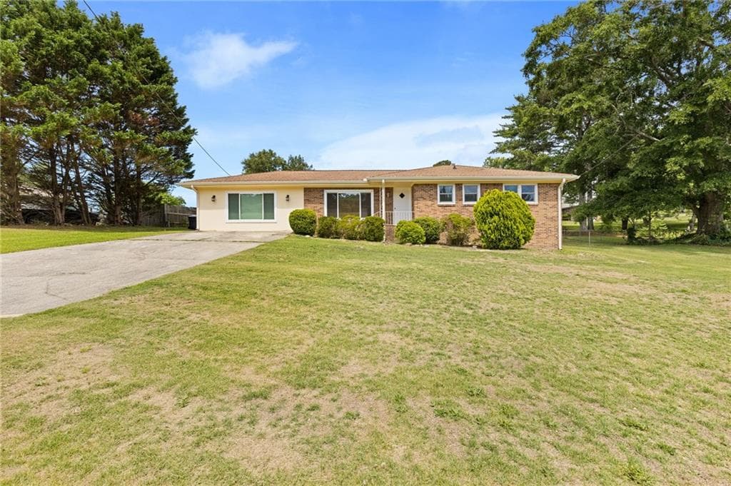 2140 Rockdale Drive