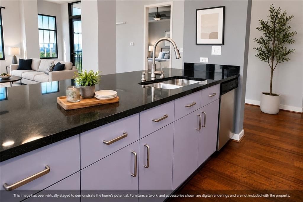 2 bedroom, 2 bathroom, 1,480 sq ft condominium for sale at 565 Peachtree Street 1404, Atlanta, GA 30308 — photo 9
