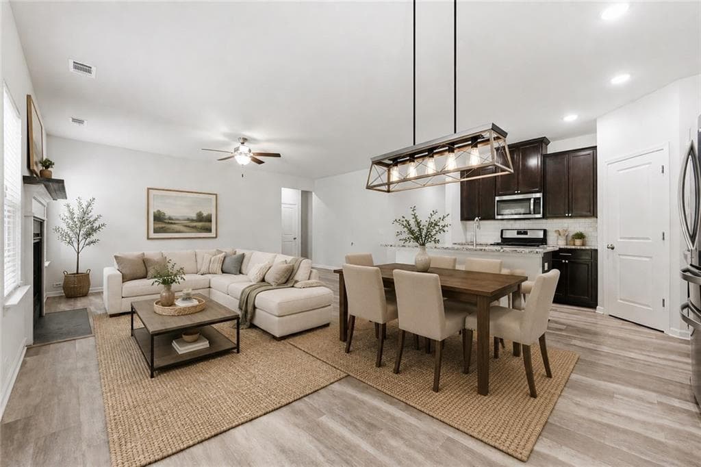 5 bedroom, 3 bathroom, 2,893 sq ft single family residence for rent at 1900 Azure Grove Court, Marietta, GA 30008 for $3,400 a month — photo 6