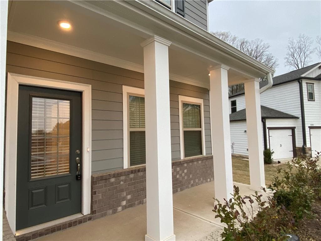 4 bedroom, 3 bathroom, 2,644 sq ft single family residence for sale at 3290 Summerpoint Crossing, Cumming, GA 30028 — photo 5