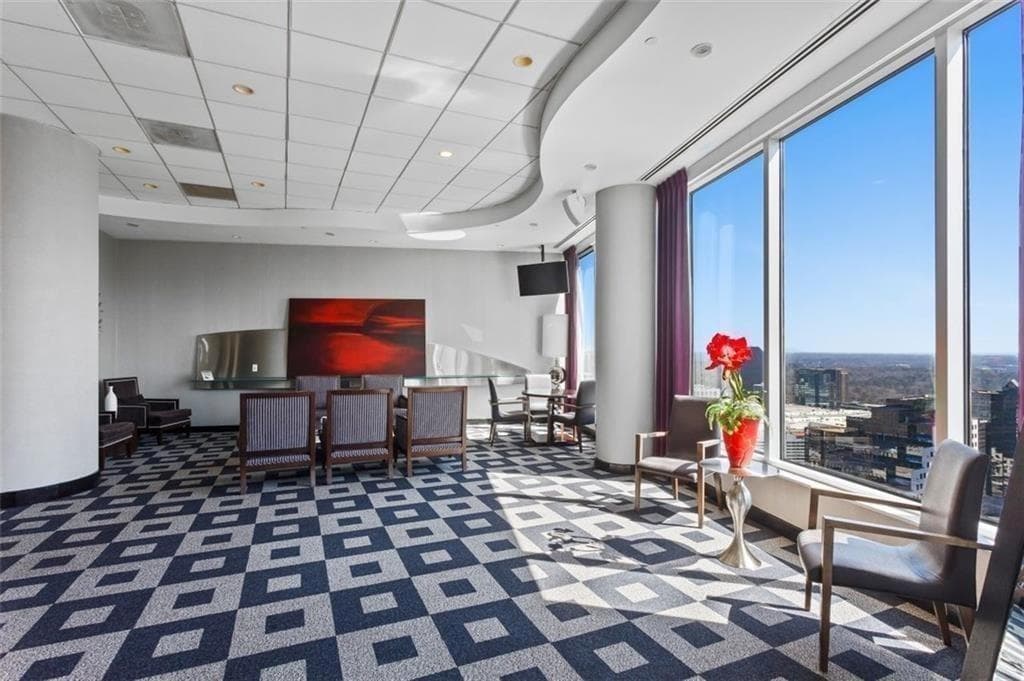 1 bedroom, 1 bathroom, 781 sq ft condominium for rent at 3338 Peachtree Road 1104, Atlanta, GA 30326 for $1,750 a month — photo 3