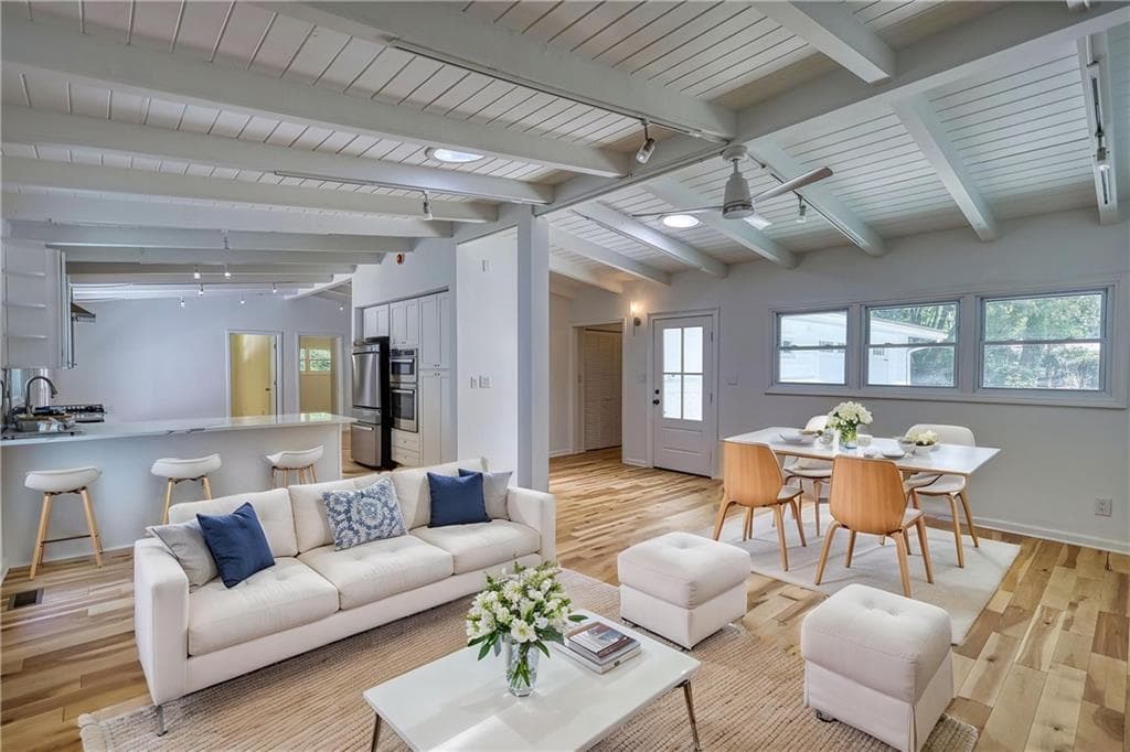 4 bedroom, 3 bathroom, 2,611 sq ft single family residence for sale at 2143 Melante Drive, Atlanta, GA 30324 — photo 3