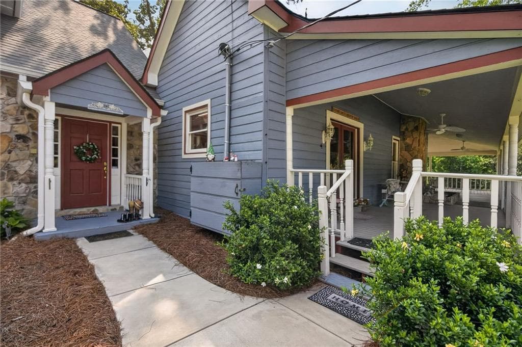 6 bedroom, 4 bathroom, 4,383 sq ft single family residence for sale at 1111 Bakers Bridge Road, Douglasville, GA 30134 — photo 9