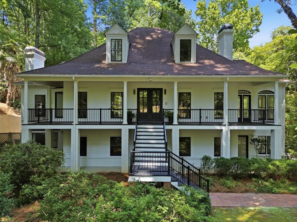 6 bedroom, 6 bathroom, 6,703 sq ft single family residence for sale at 400 Old Ivy Road, Atlanta, GA 30342 — photo 1 of 59