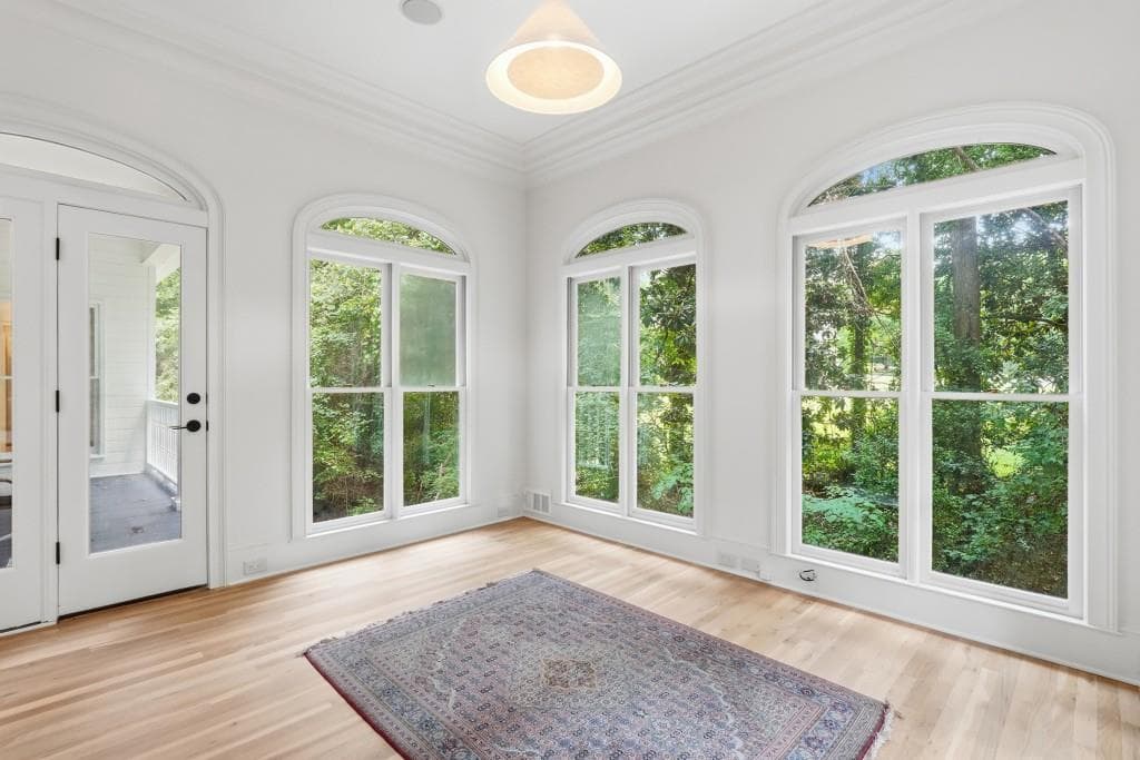 6 bedroom, 6 bathroom, 6,703 sq ft single family residence for sale at 400 Old Ivy Road, Atlanta, GA 30342 — photo 10