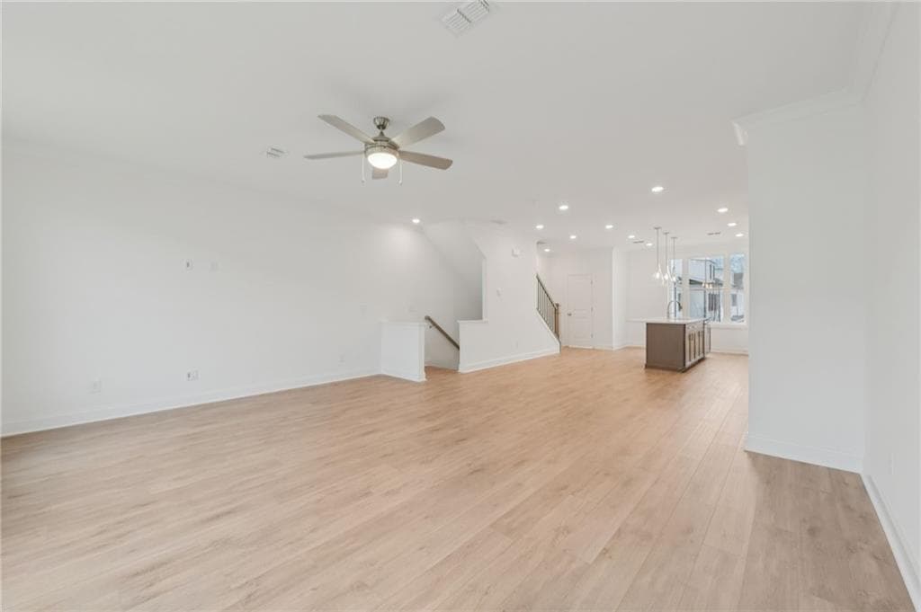 3 bedroom, 4 bathroom, 2,004 sq ft townhouse for sale at 5408 Howington Court 178, Buford, GA 30518 — photo 9