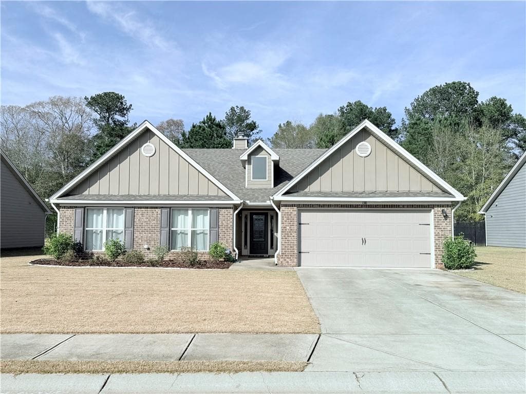 5 bedroom, 3 bathroom, 2,360 sq ft single family residence under contract at 138 Livingston Court, Winder, GA 30680