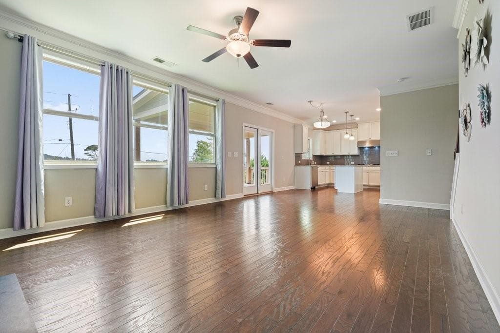 5 bedroom, 4 bathroom, 3,022 sq ft single family residence under contract at 522 Rosemont Avenue, Canton, GA 30115 — photo 4