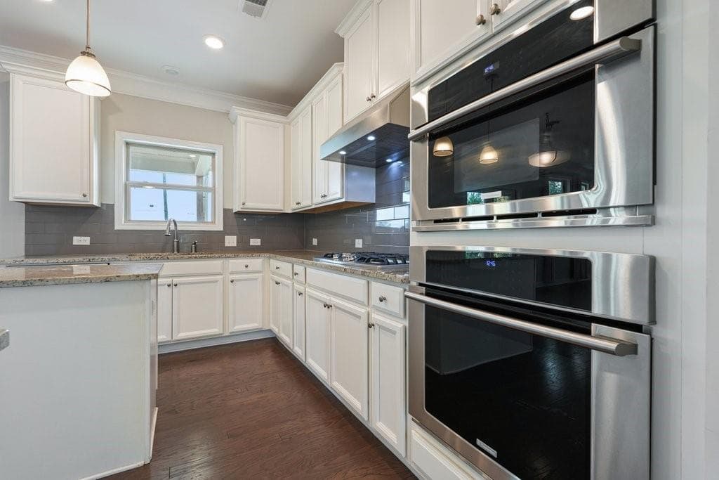 5 bedroom, 4 bathroom, 3,022 sq ft single family residence under contract at 522 Rosemont Avenue, Canton, GA 30115 — photo 10