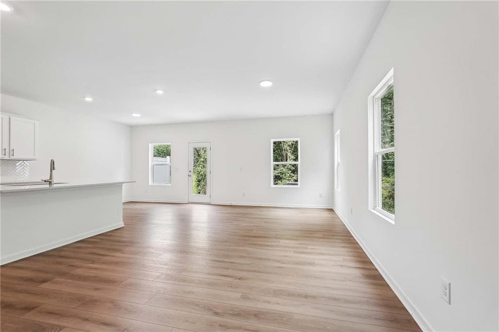 3 bedroom, 3 bathroom, 1,801 sq ft townhouse under contract at 316 Dearborn Drive, Cartersville, GA 30120 — photo 8