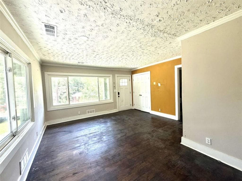 3 bedroom, 2 bathroom, 1,500 sq ft single family residence for sale at 2486 Ivydale Drive, Atlanta, GA 30311 — photo 7