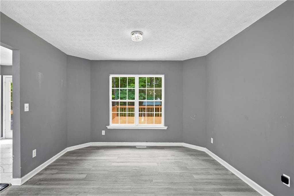 4 bedroom, 2 bathroom, 1,875 sq ft single family residence for sale at 1685 Cedar Hill, Douglasville, GA 30134 — photo 9