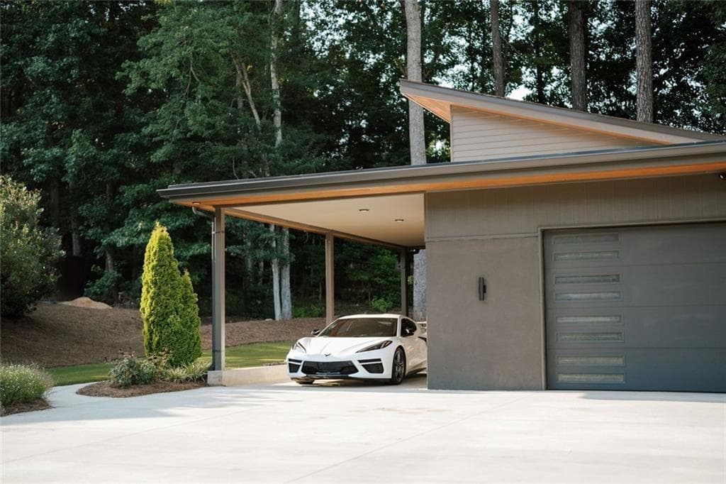 4 bedroom, 4 bathroom, 4,311 sq ft single family residence under contract at 574 Riverside Road, Sugar Hill, GA 30518 — photo 7