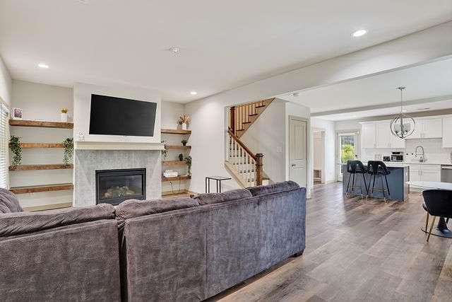 4 bedroom, 3 bathroom, 1,988 sq ft single family residence for sale at 128 Nathan Road, Atlanta, GA 30331 — photo 6