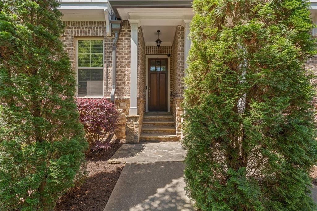 3 bedroom, 4 bathroom, 3,060 sq ft townhouse for sale at 1820 Stephanie Trail, Atlanta, GA 30329 — photo 7