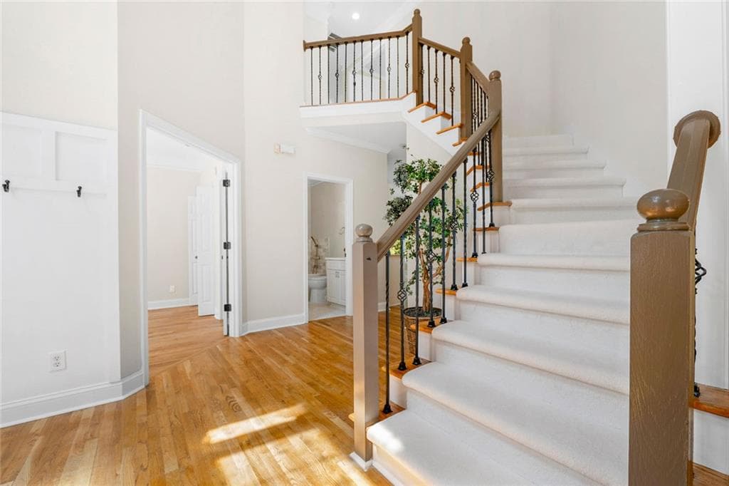 6 bedroom, 4 bathroom, 4,448 sq ft single family residence for sale at 10795 Cauley Creek Drive, Johns Creek, GA 30097 — photo 7