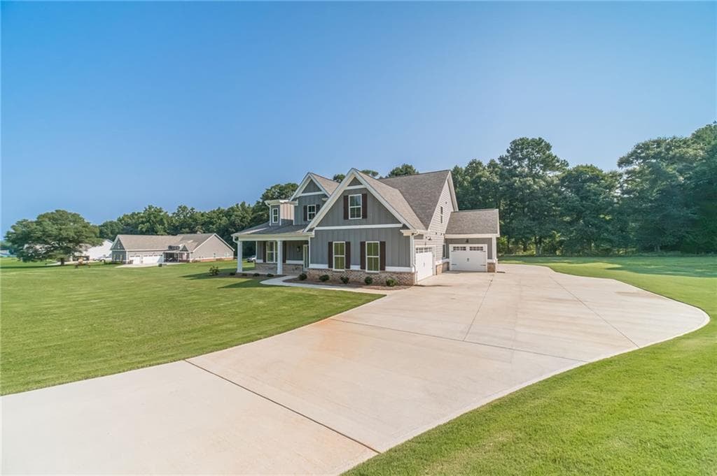 4 bedroom, 4 bathroom, 3,408 sq ft single family residence for sale at 3145 George Williams Road, Monroe, GA 30656 — photo 2